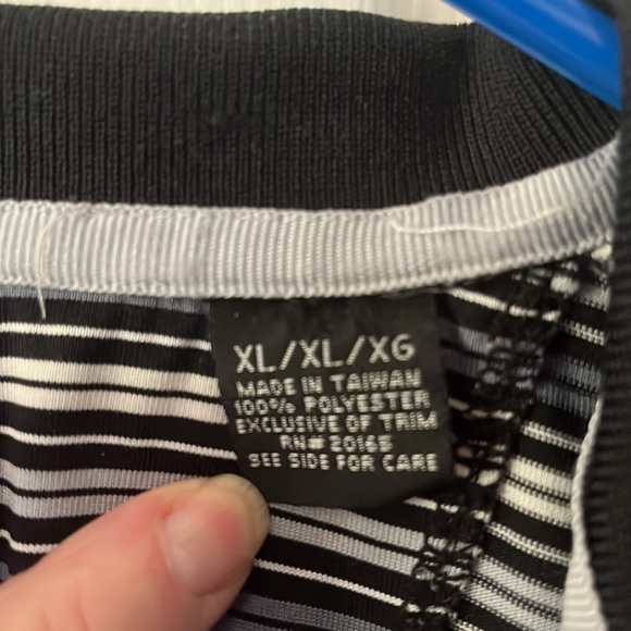 Men’s black/grey/white striped golf shirt - Picture 4 of 5